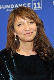 Susanne Bierová
