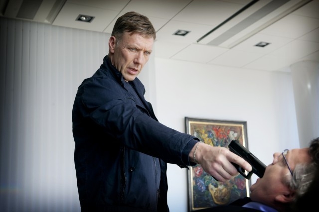 Mikael Persbrandt - Hamilton: In the Interest of the Nation