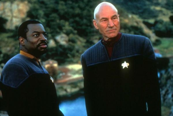 Star Trek 9: Vzpoura