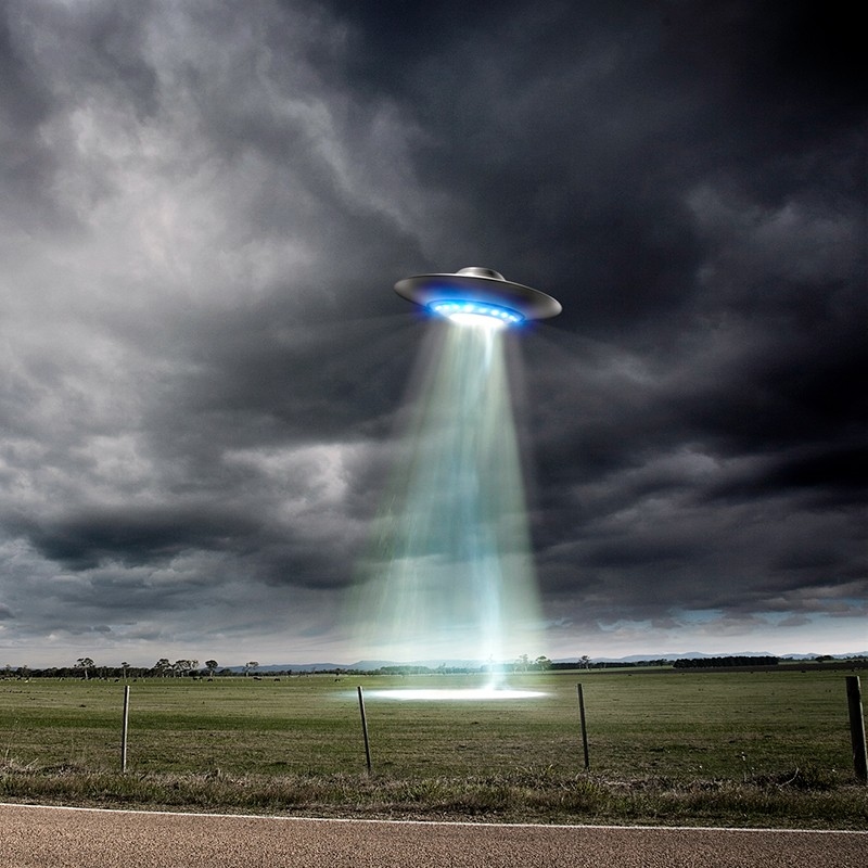 Dokument UFO: wojskowe biuro śledcze