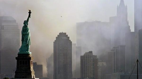 Ve stínu věží: Stuyvesantská střední 11. září