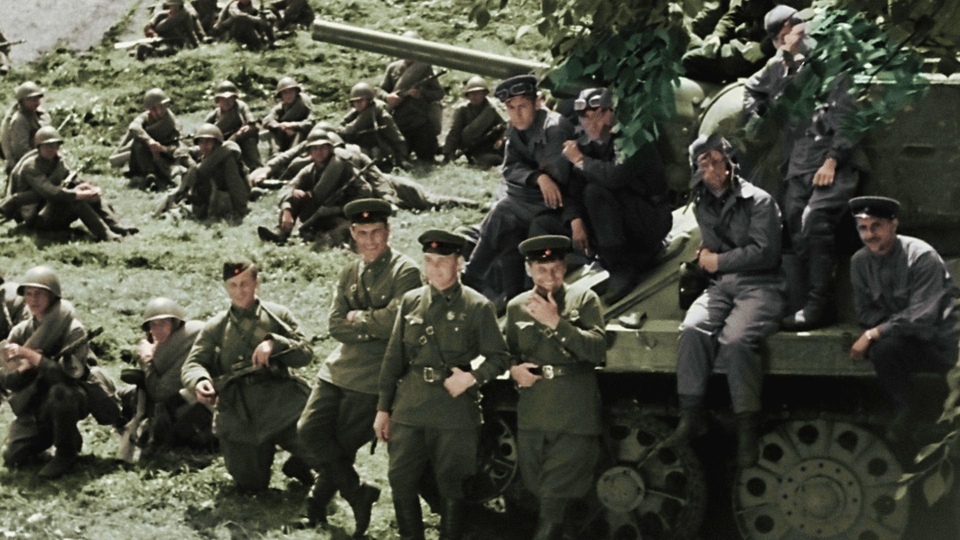 Dokument Apocalypse: Hitler attaque a l'ouest 1940