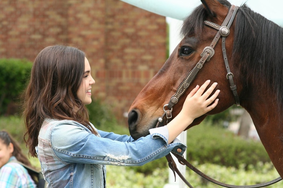 Bailee Madison - Cowgirl's Story
