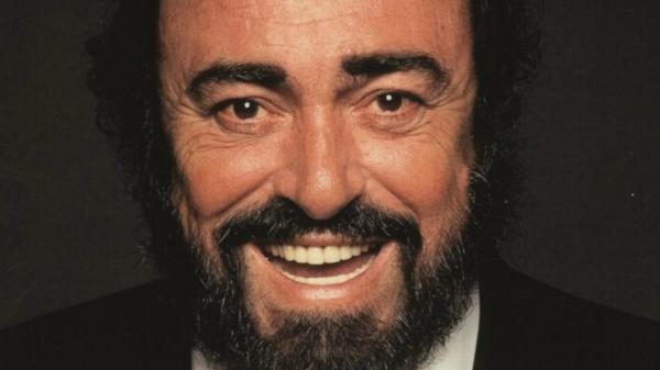 Pavarotti zpívá v newyorském Central Parku