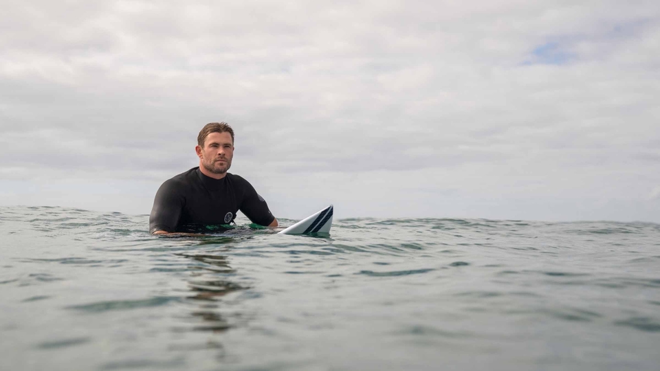Dokumentarci Plaža morskih pasa s Chrisom Hemsworthom