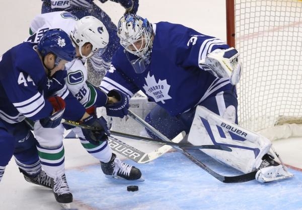 Vancouver Canucks - Toronto Maple Leafs