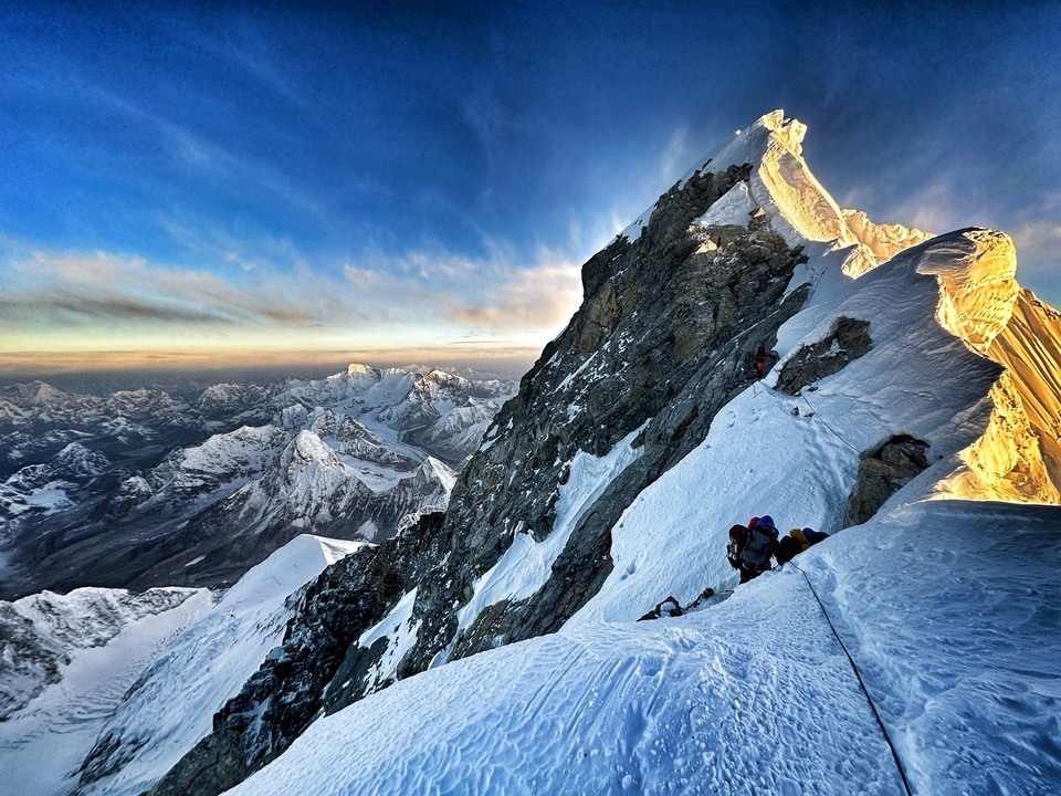Dokument Everest: Vrchol lidstva