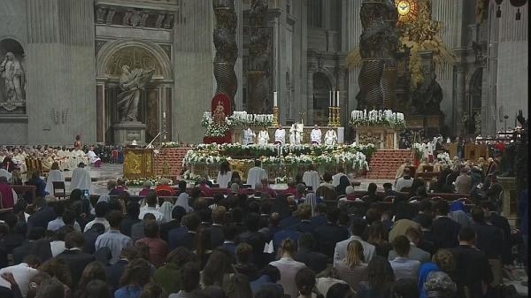 Mše svatá z Vatikánu na zahájení řádného generálního shromáždění synody biskupů, svátek sv. Františka