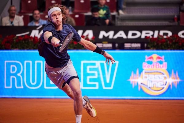 How Casper Ruud and Andrey Rublev battled for the win