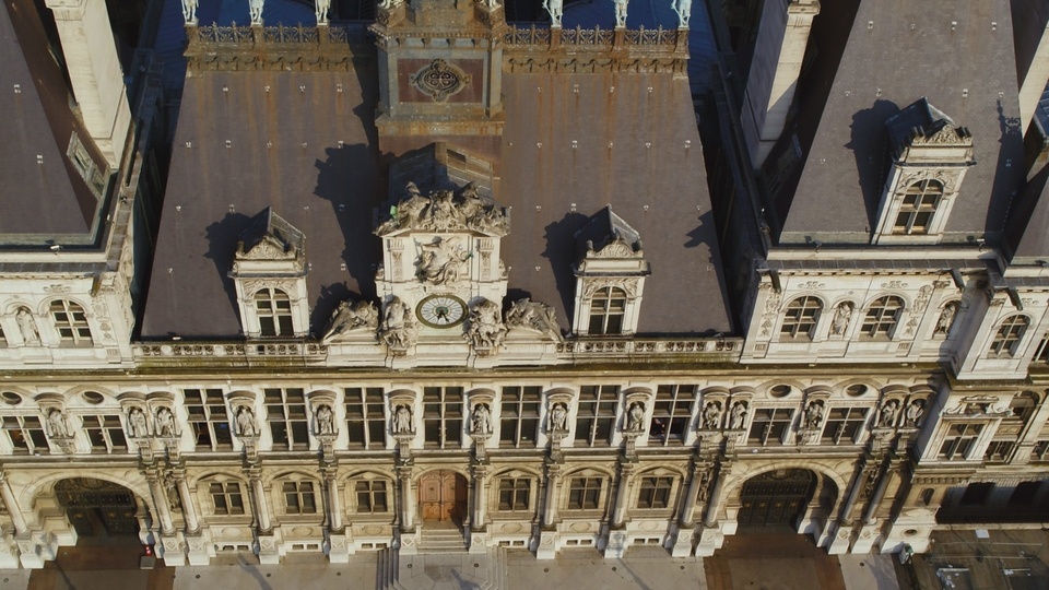 Dokument Skvost města světel: příběhy pařížské radnice
