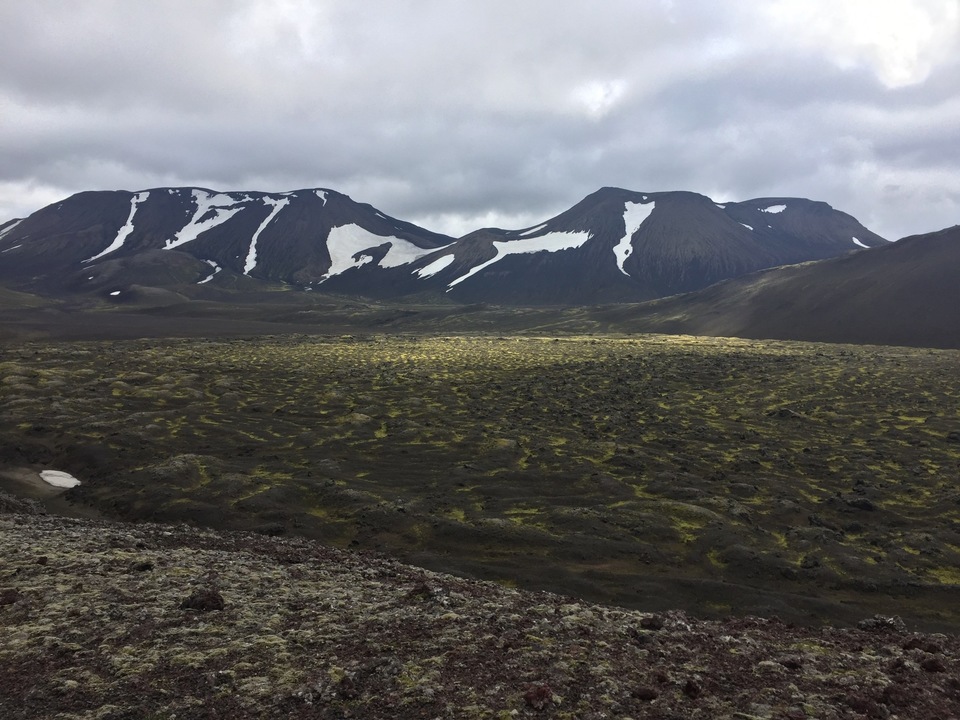 Dokument Island: Na vrcholku světa